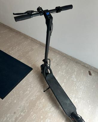 Monopattino elettrico 500w 35 km/h