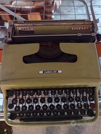 macchina da scrivere vintage