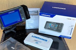 Lowrance HDS Live 7”
