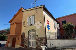 CASA INDIPENDENTE A GENZANO DI ROMA