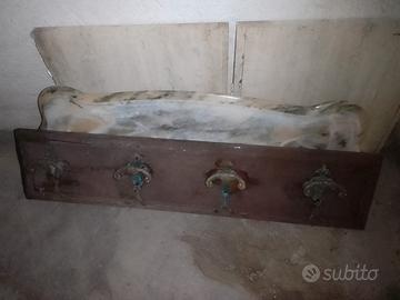 set di 4 appendiabiti bronzo su legno, XIX secolo