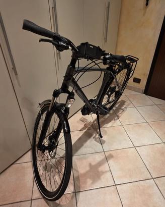 Licorne Bike - Bicicletta da trekking in alluminio