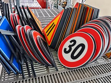 Cartelli stradali da cantiere – 136pz