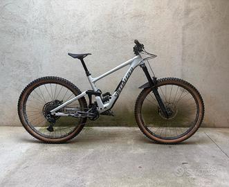 Specialized Enduro Comp S3 (M) – freni Hope Tech 3