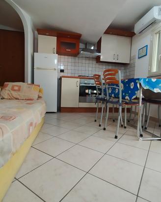 Taormina centro città Letojanni lungomare 2-4 pax