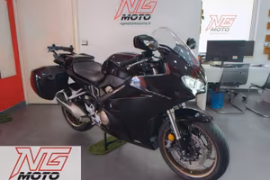 Honda VFR 800 PLUS