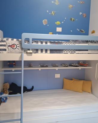 Letto a castello completo di materassi