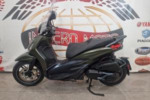 Piaggio Beverly 400 S verde usato, 3.600 km