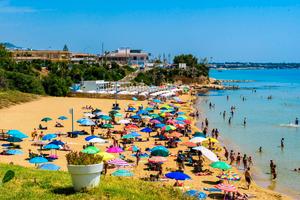 Casa vacanza 10 metri dal mare Lung.re Avola SR