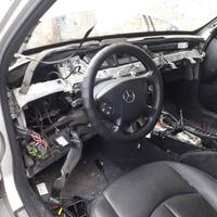 RICAMBI MERCEDES CLASSE E 270CDI 2004 /LEGGI SOTTO