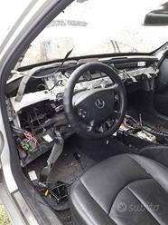 RICAMBI MERCEDES CLASSE E 270CDI 2004 /LEGGI SOTTO