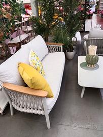 divano per terrazzo o giardino