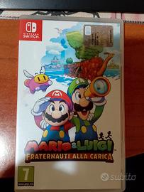 Mario e Luigi fraternauti alla carica