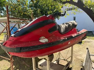 Yamaha XL700 moto d'acqua