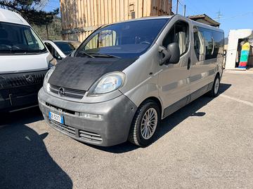Opel vivaro 9 posti camperizzato