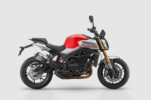 QJMOTOR SRK 900 IN PROMO FINO AL 31/03/2026 RATE A