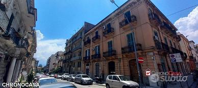 Locale commerciale pressi t.cannizzaro