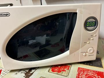 Forno microonde De Longhi