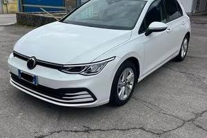 Volkswagen Golf 8