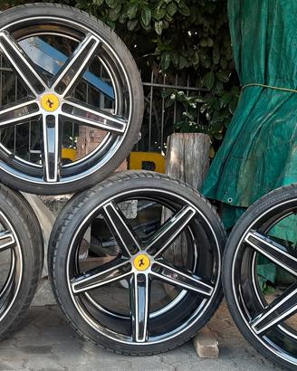 Gomme + cerchi Ferrari 360/430