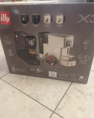 Macchina del caffe in cialde ILLY x-3