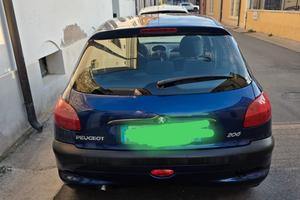 auto Peugeot 