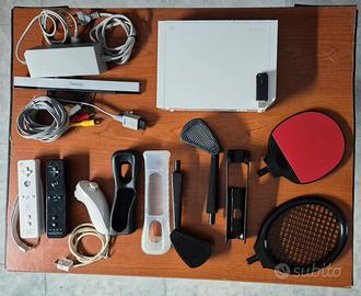 Nintendo Wii : Super Accessoriata + 50 Giochi   