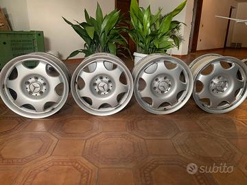 Cerchi in lega mercedes 7 1/2  * 16  ET42