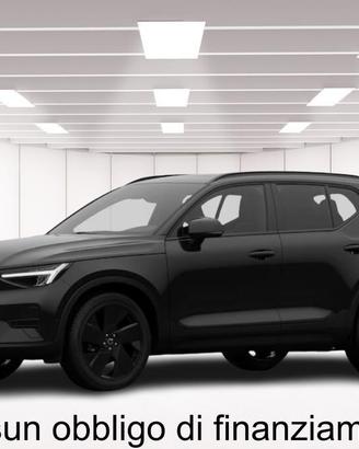 VOLVO Xc40 B3 Mild Hybrid Automatico Plus Black Ed