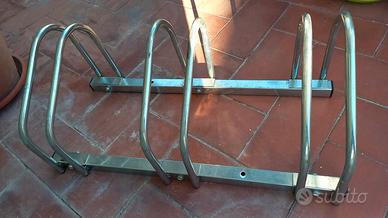 Portabici 3 posti acciaio zincato – garage