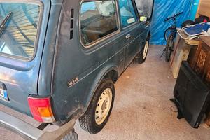 lada niva 