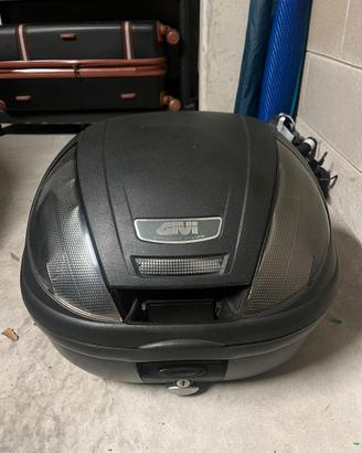 GIVI BAULETTO MONOLOCK E370NT TECH NERO FUME' 39LT