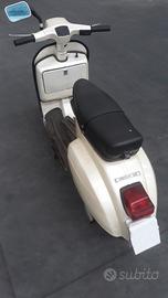 Piaggio Vespa 50 R (V5A1)