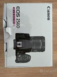 Canon EOS 250D + EF-S 18-55mm - USATO