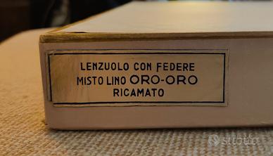 Lenzuolo misto lino ricamato con federe anni '50