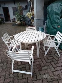 Tavolo e sedie da giardino/esterno 