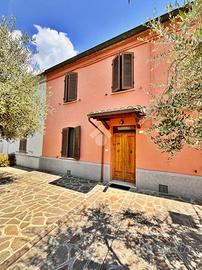 CASA SEMINDIPENDENTE A SASSOCORVARO