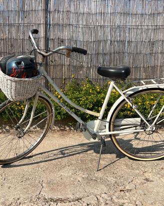 Bici Olandese Donna Vintage Old Line con Cestino
