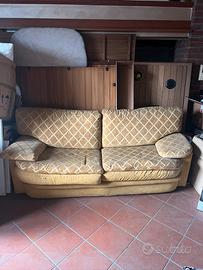 Divano 2 posti in tessuto – Comodo e robusto