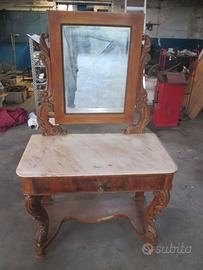 Mobile Specchiera d'epoca per camera da letto