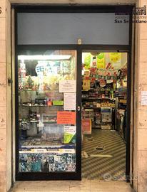 Attività / Licenza di 40 m² con 1 locale a Forlì