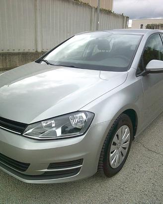VOLKSWAGEN Golf 1.6 TDI 90 CV 5p. Trendline Blue