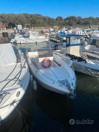 🚤 Barca Astra 210 – 7 metri – Motore Yamaha 40 CV