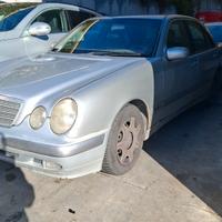 mercedes classe e 2002