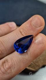 Tanzanite Naturale 15.68 ct  QUALITÀ - AAAAA