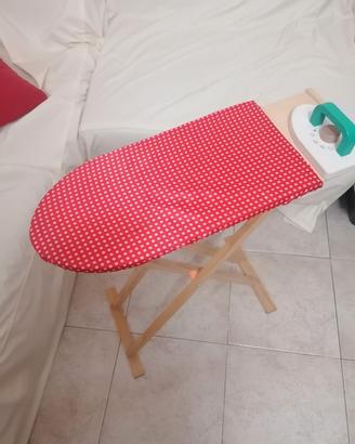Asse da stiro giocattolo in legno
