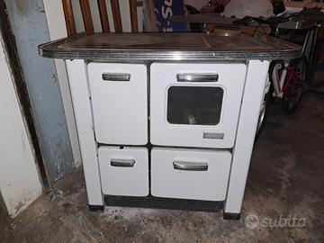 Stufa a legna Zanussi