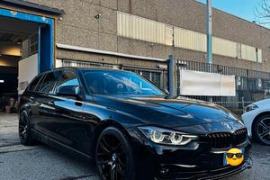 BMW 318d f31 touring sport Total black