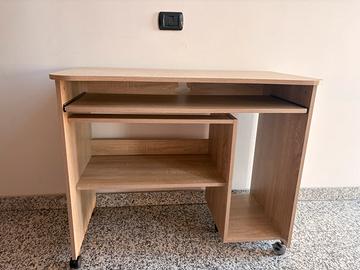 Scrivania color legno