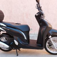 Honda SH 125 Mode Nero Opaco 1700 km - 2024